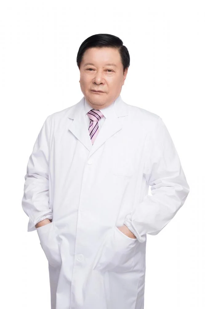 Photograph published for Dr Zhang Guocheng at the Fourth Affiliated Hospital of Nanjing Medical University.