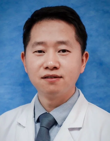 Photograph published for Dr Zhou Jinfeng at the Fourth Affiliated Hospital of Nanjing Medical University.